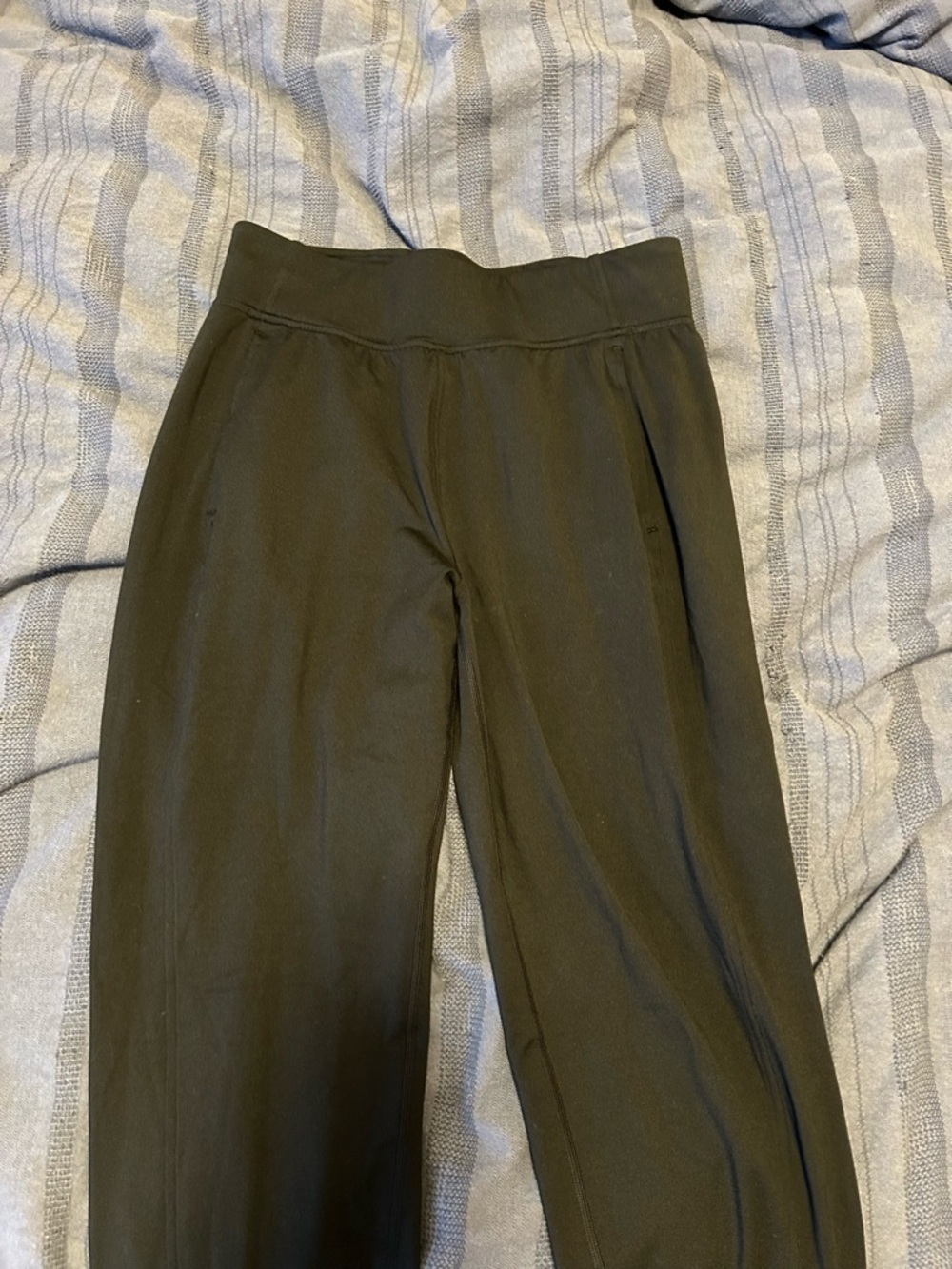 lululemon athletica Black jogger Knit Pants
